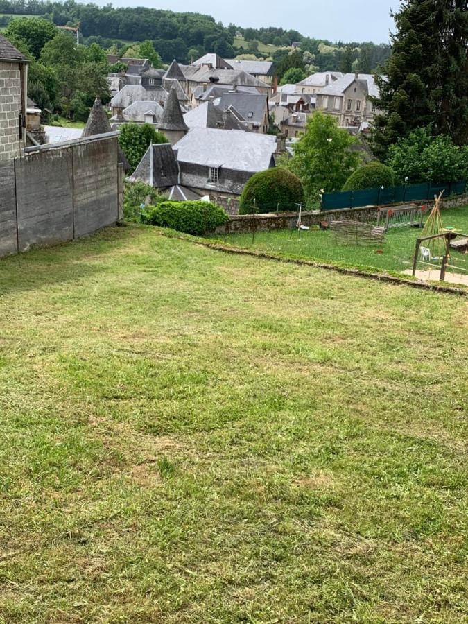 Apartmán Treignac Tourelles Exteriér fotografie